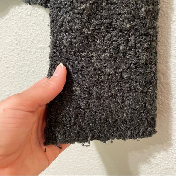 J Crew Grey Wool Popcorn Texture V Neck Sweater XS - Picture 2 of 6